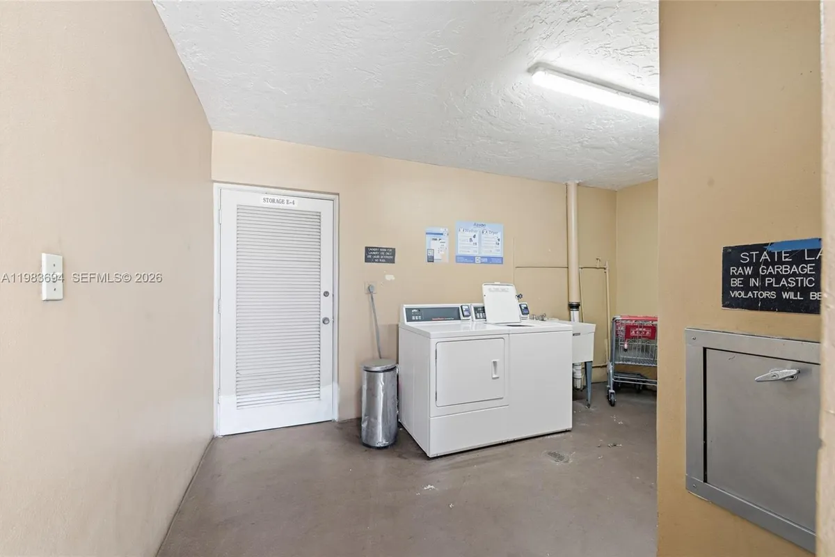 4320 Washington St # 410, Hollywood FL 33021