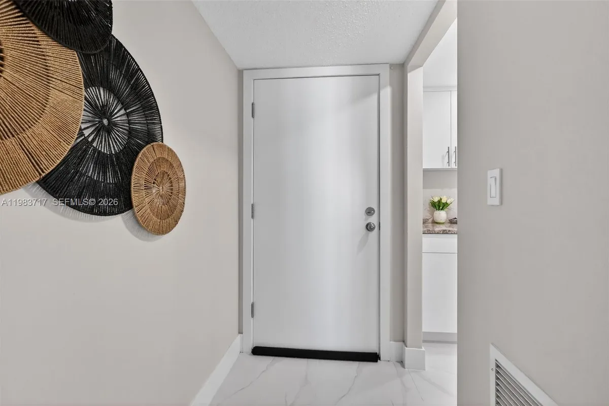 1410 S Ocean Dr # 601, Hollywood FL 33019