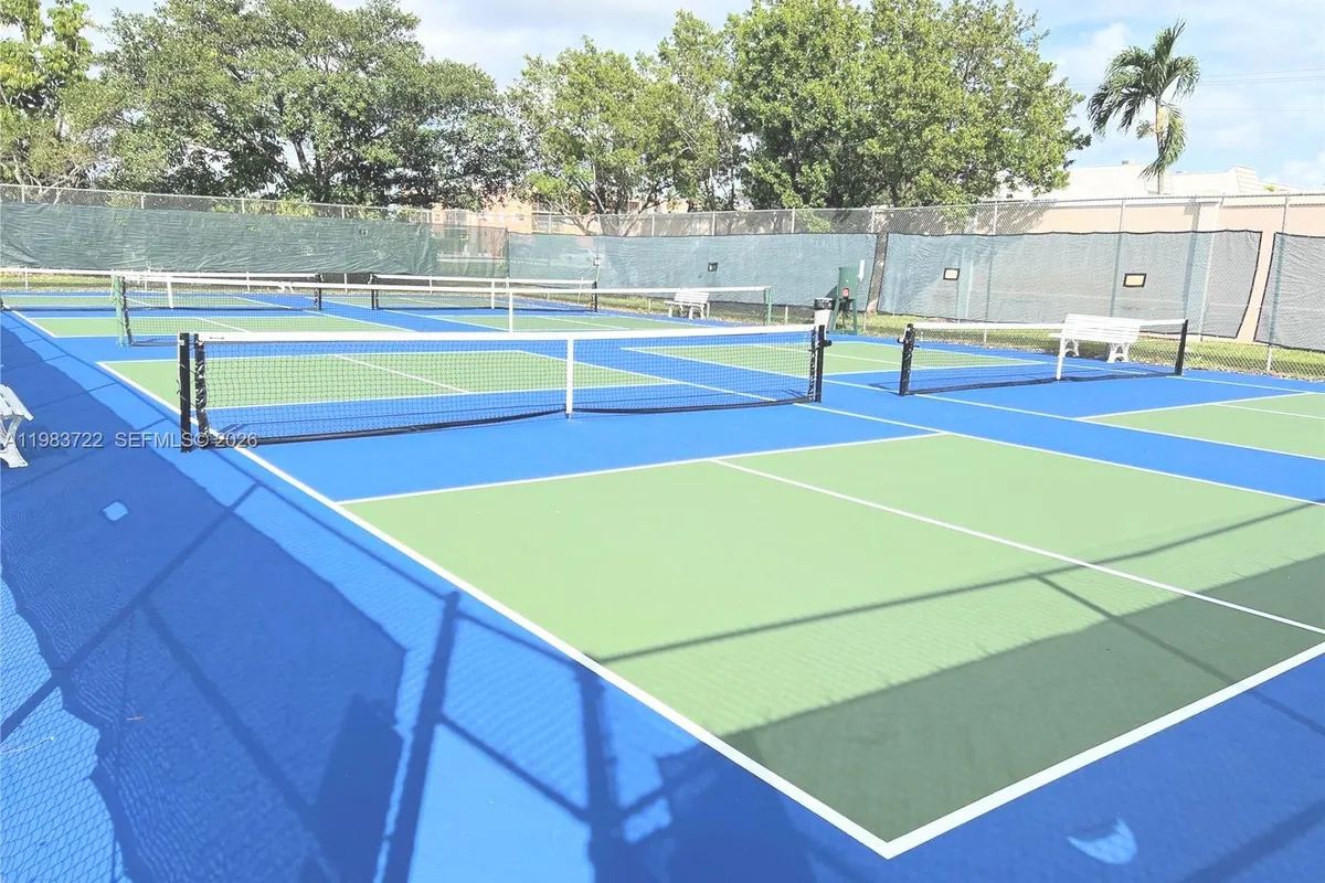 9900 Sunrise Lakes Blvd # 102, Sunrise FL 33322