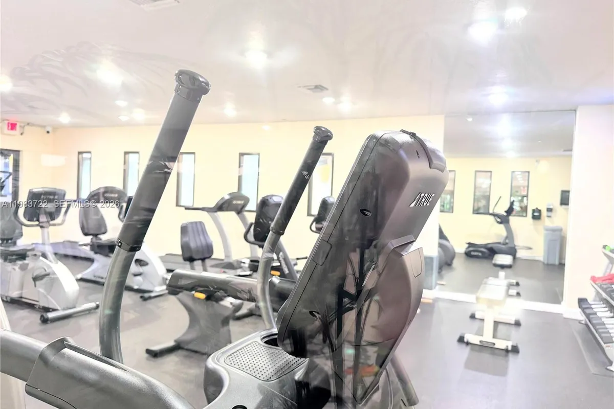 9900 Sunrise Lakes Blvd # 102, Sunrise FL 33322