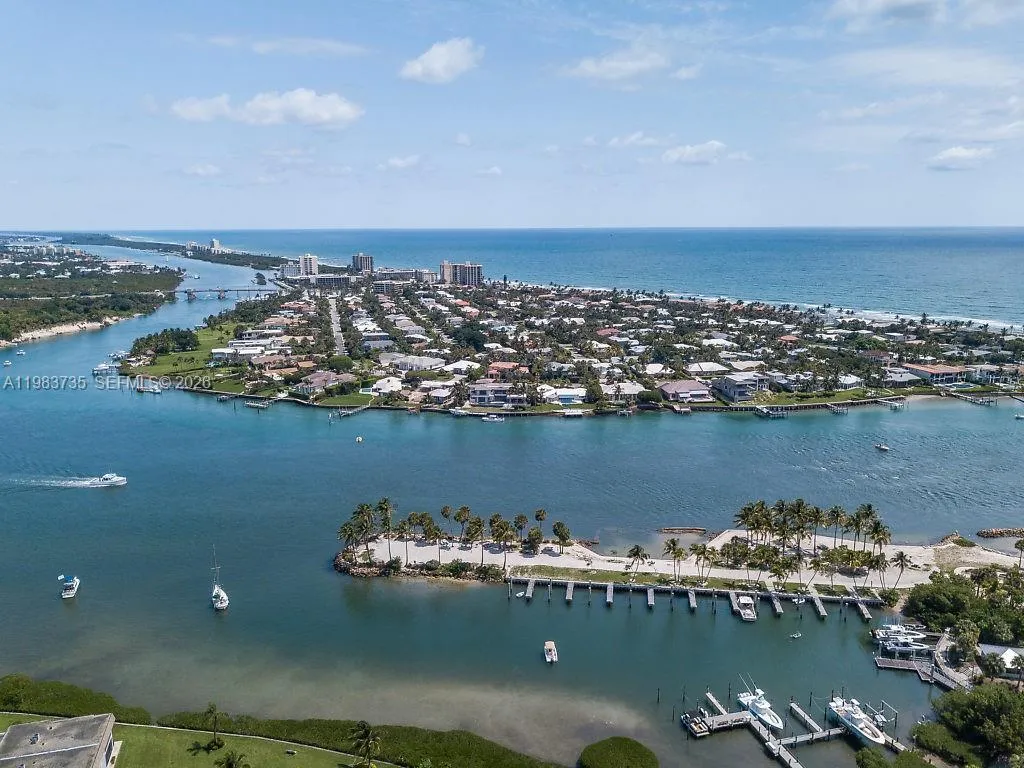 851 Saturn St # D, Jupiter FL 33477