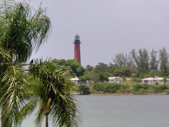 851 Saturn St # D, Jupiter FL 33477