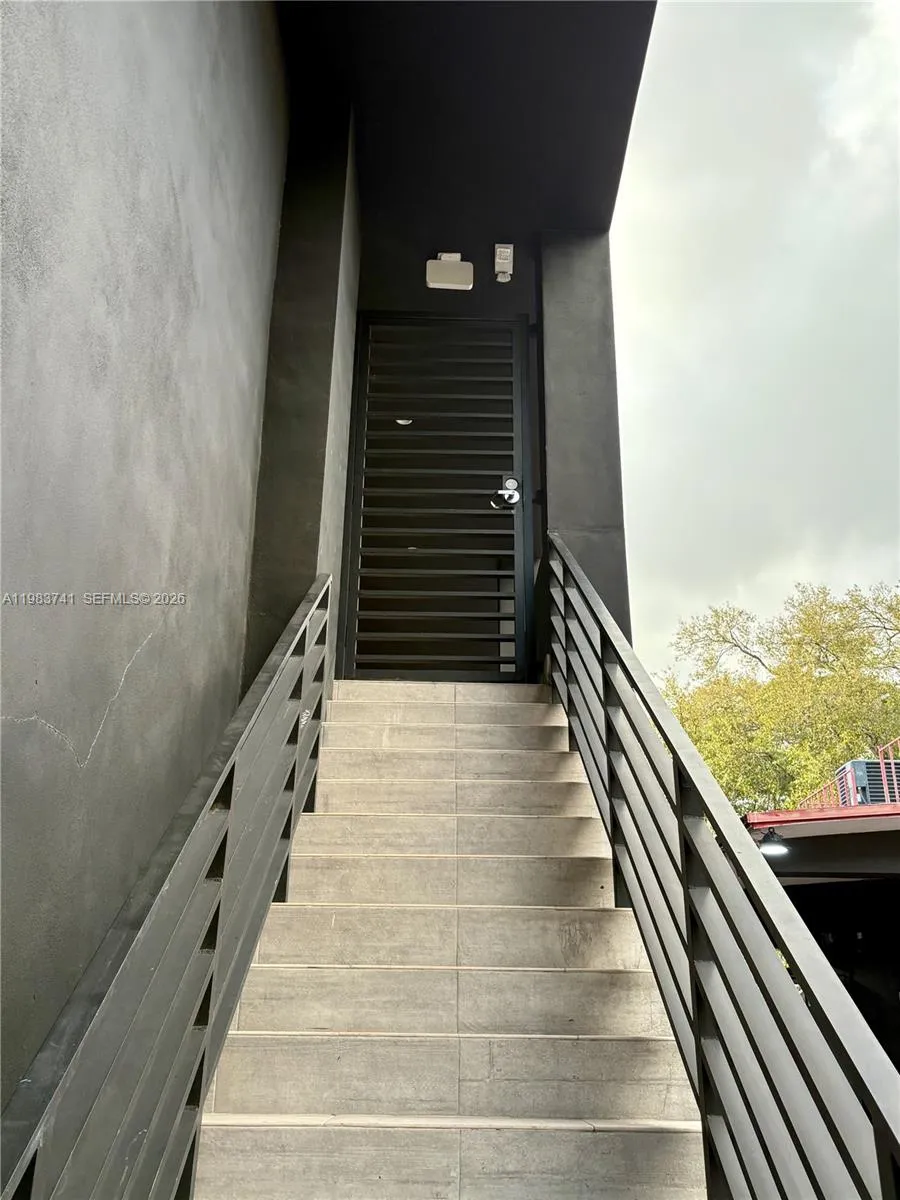 1820 SW 3rd Ave # 201, Miami FL 33129