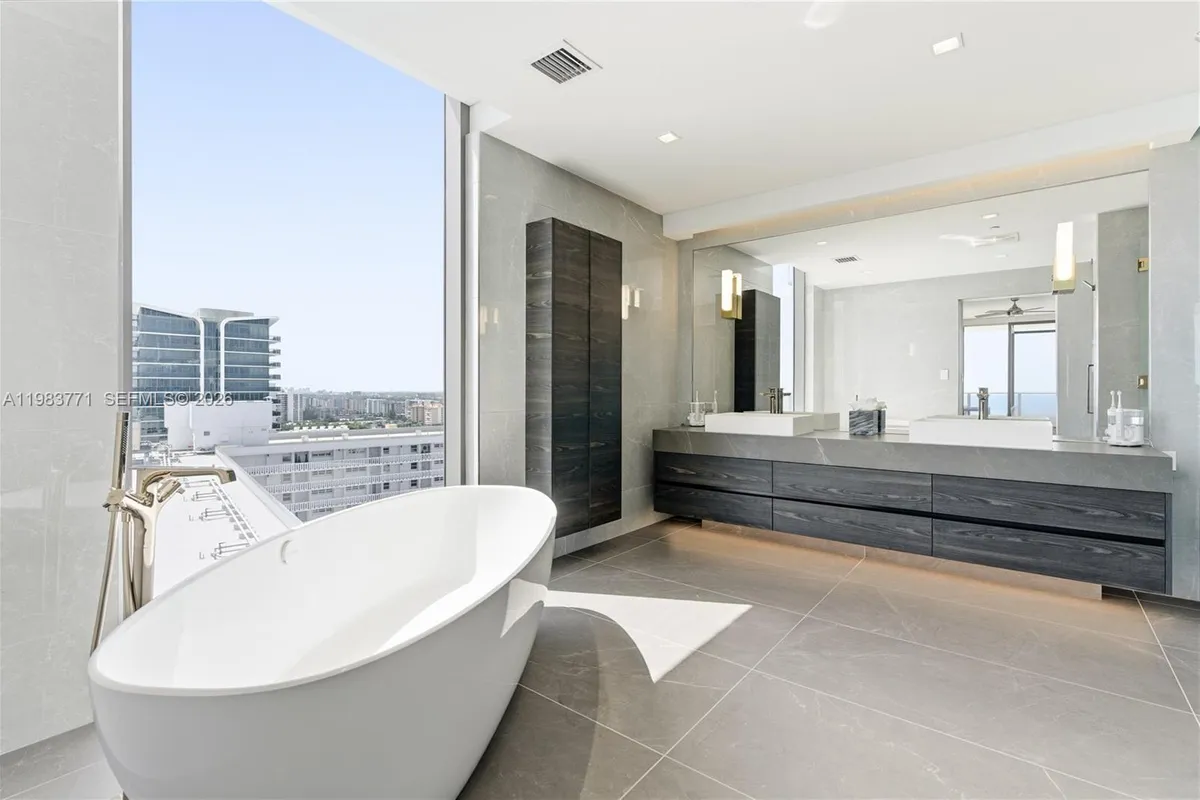 1116 N Ocean Blvd # 1801, Pompano Beach FL 33062