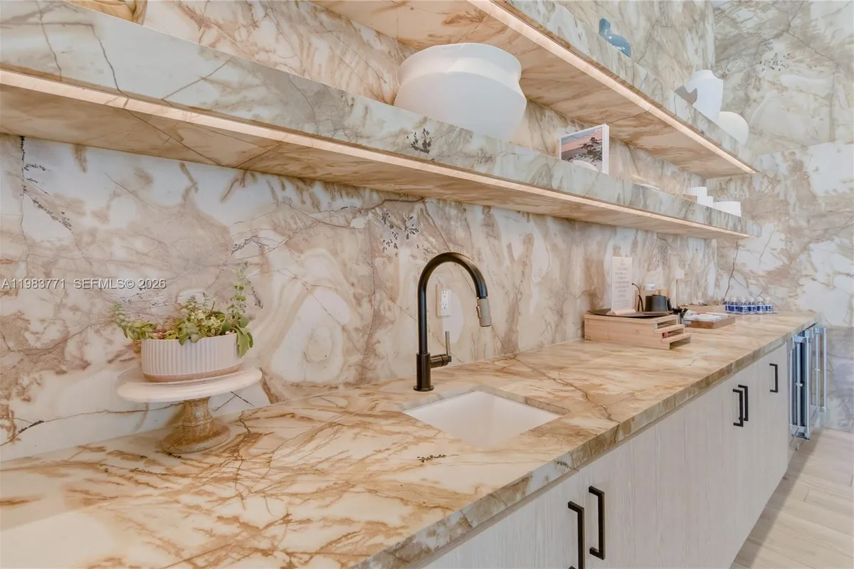 1116 N Ocean Blvd # 1801, Pompano Beach FL 33062