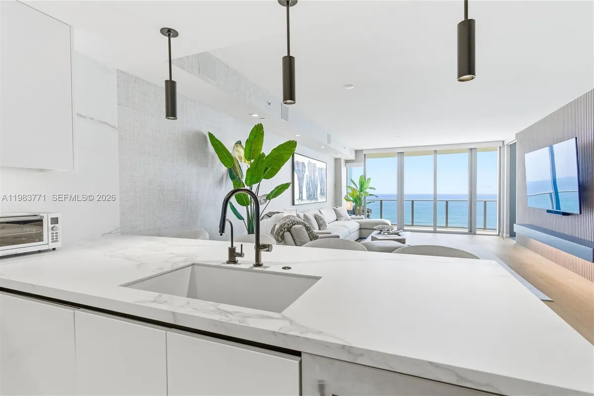 1116 N Ocean Blvd # 1801, Pompano Beach FL 33062