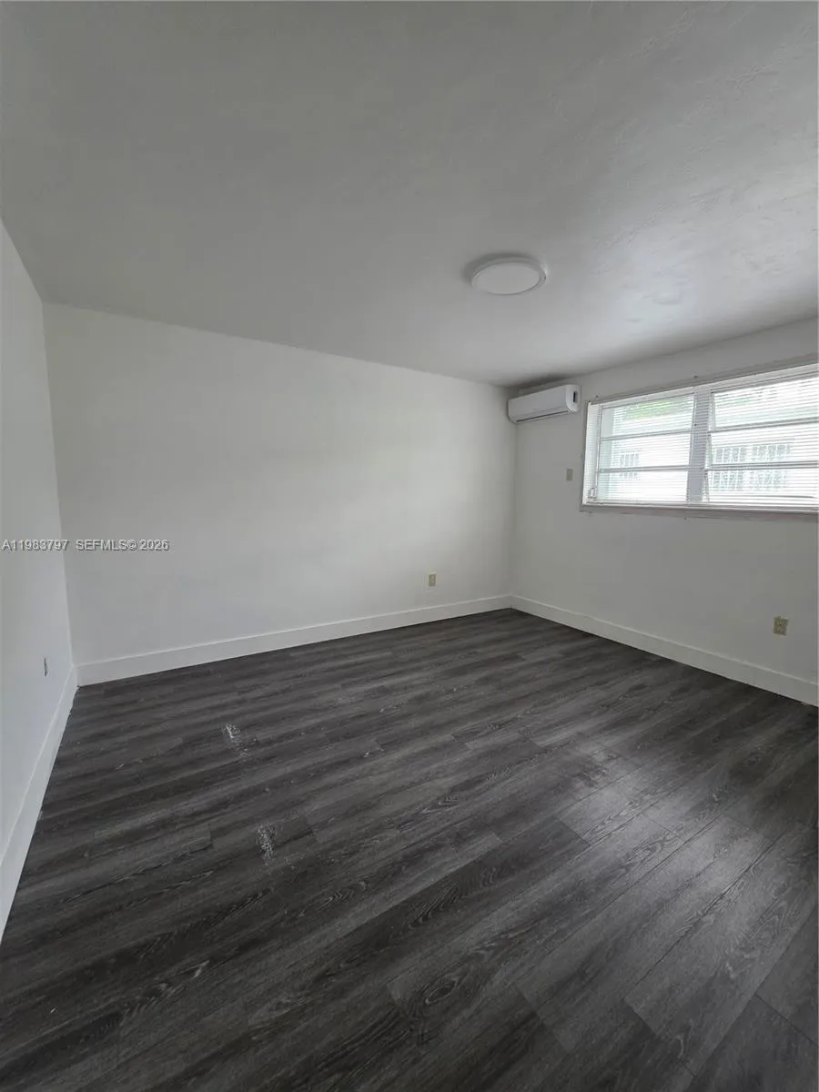 53 Esplanade Dr # B, Miami Springs FL 33166