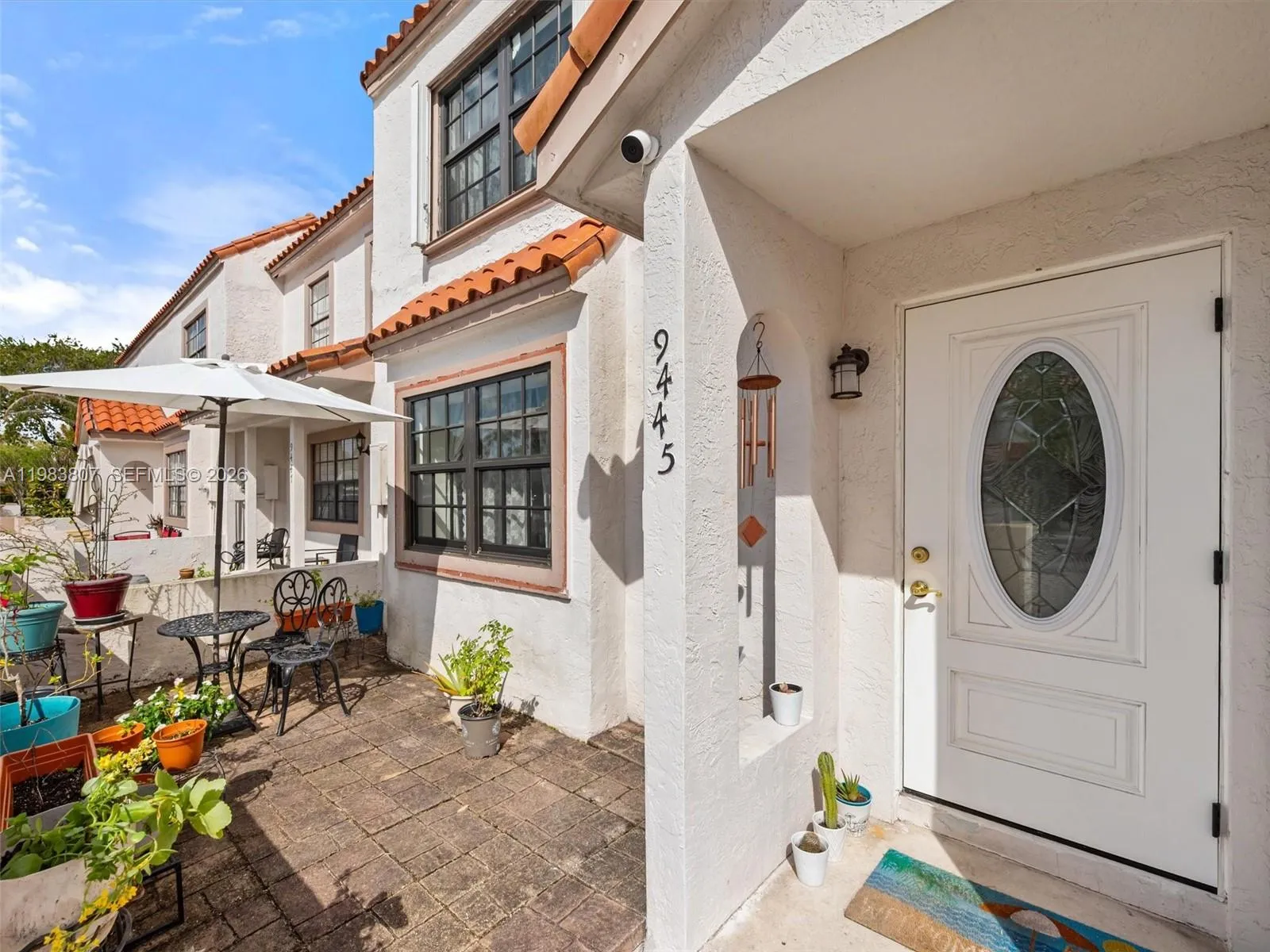 9445 NW 42nd St, Sunrise FL 33351