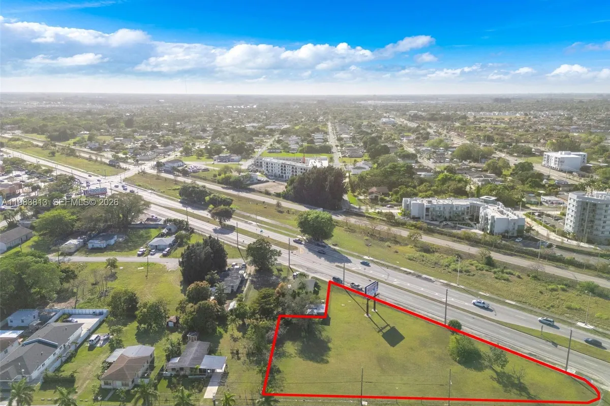 21710 SW 118th Ave, Miami FL 33170