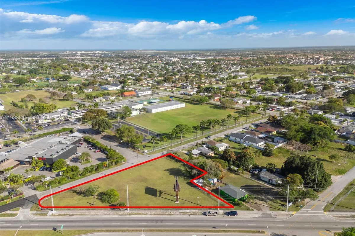 21710 SW 118th Ave, Miami FL 33170