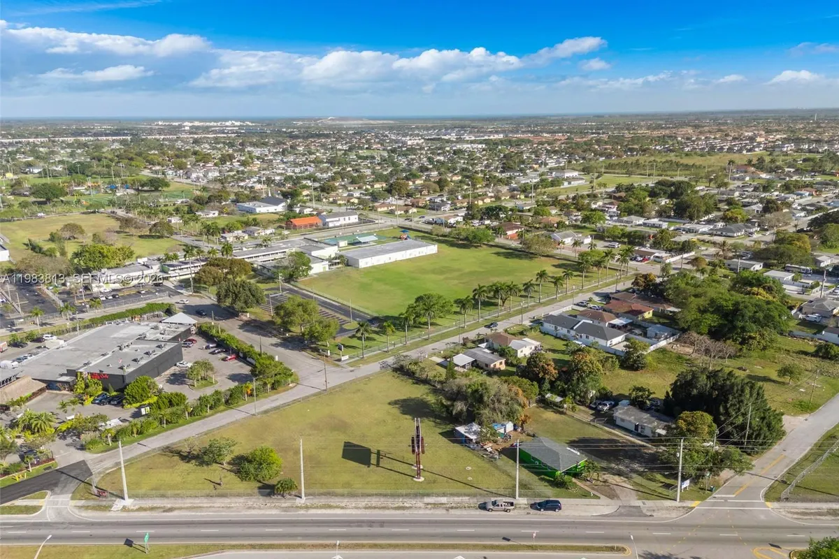 21710 SW 118th Ave, Miami FL 33170