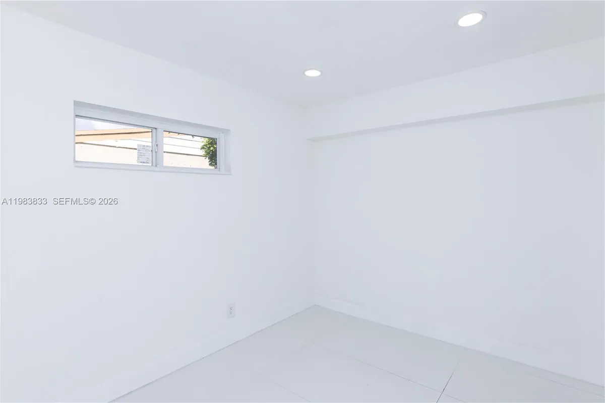 6610 Cody St, Hollywood FL 33024