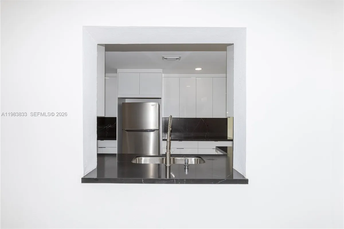 6610 Cody St, Hollywood FL 33024