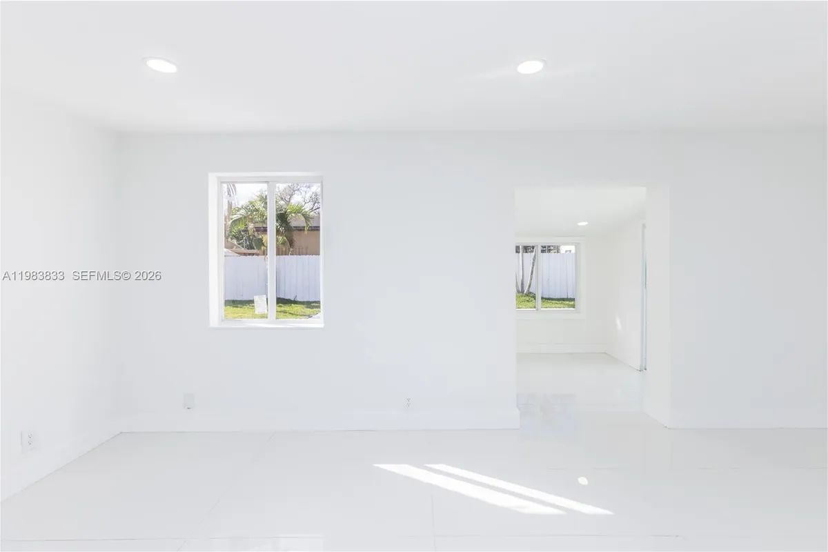 6610 Cody St, Hollywood FL 33024