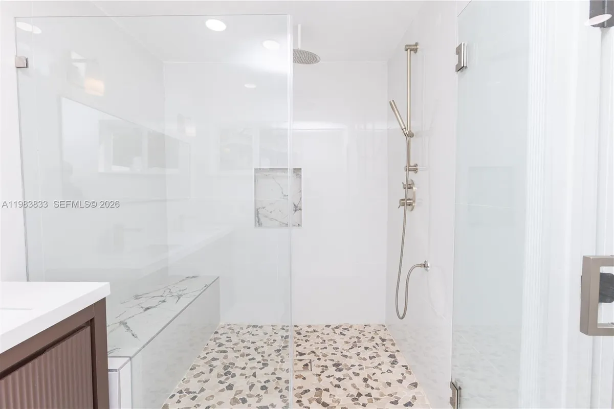 6610 Cody St, Hollywood FL 33024