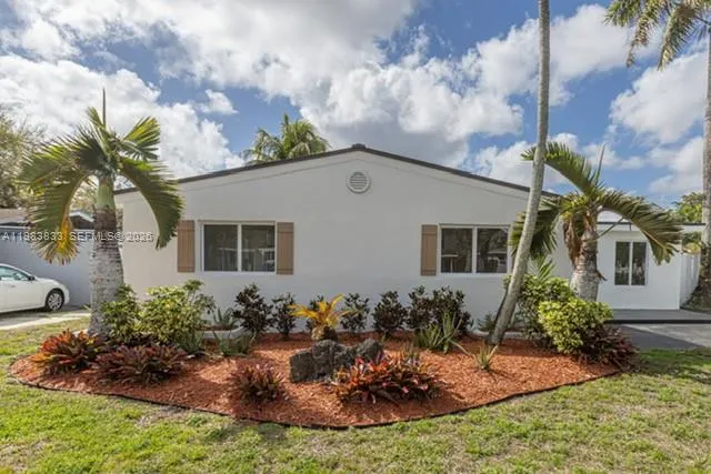 6610 Cody St, Hollywood FL 33024