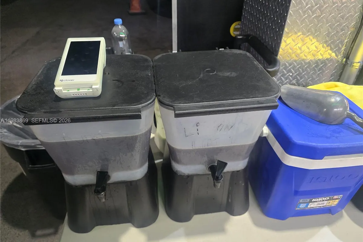 6439, Doral FL 33166