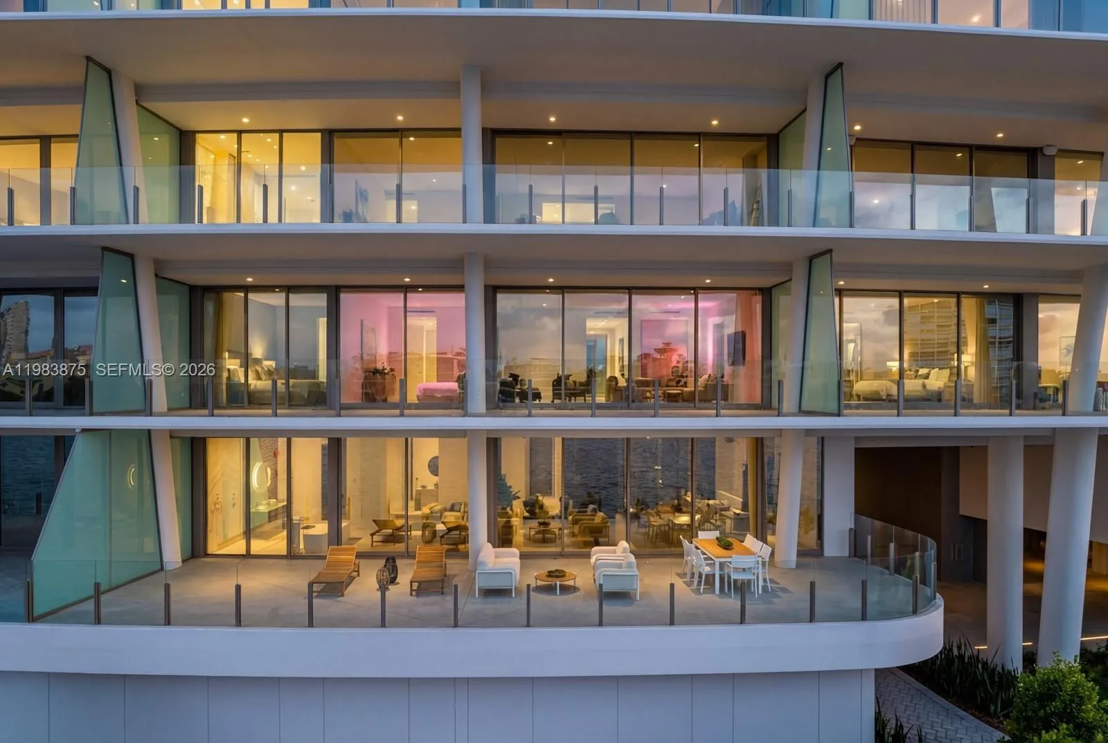 5 Grove Isle Dr # L205, Miami FL 33133