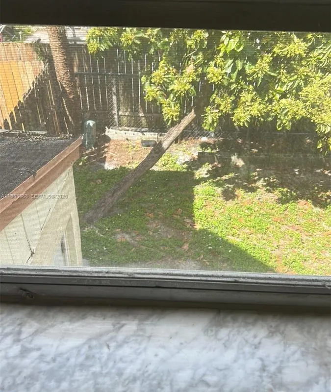 6593 Boulevard Of Champions, North Lauderdale FL 33068