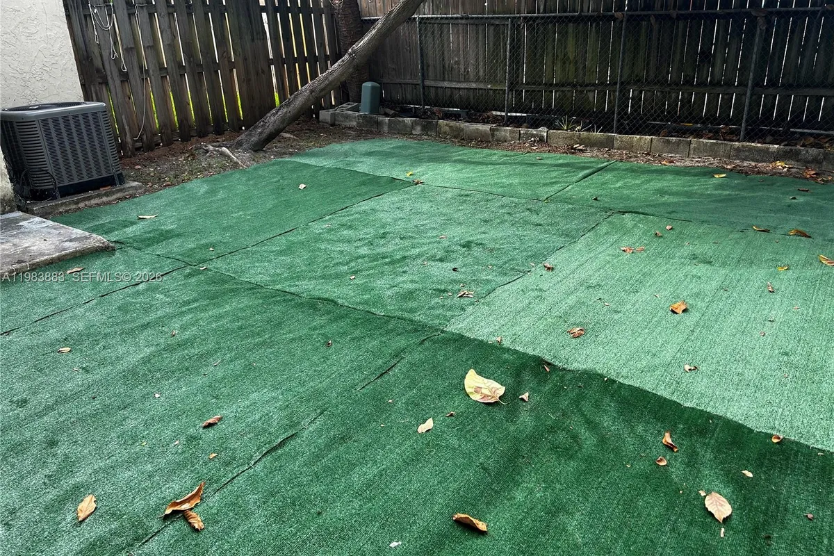 6593 Boulevard Of Champions, North Lauderdale FL 33068