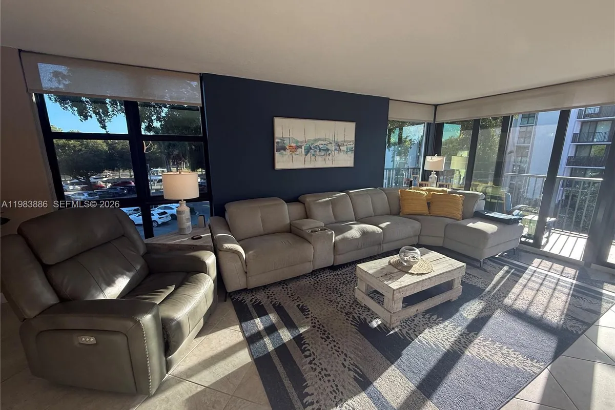 1301 NE River Reach Dr # 317, Fort Lauderdale FL 33315