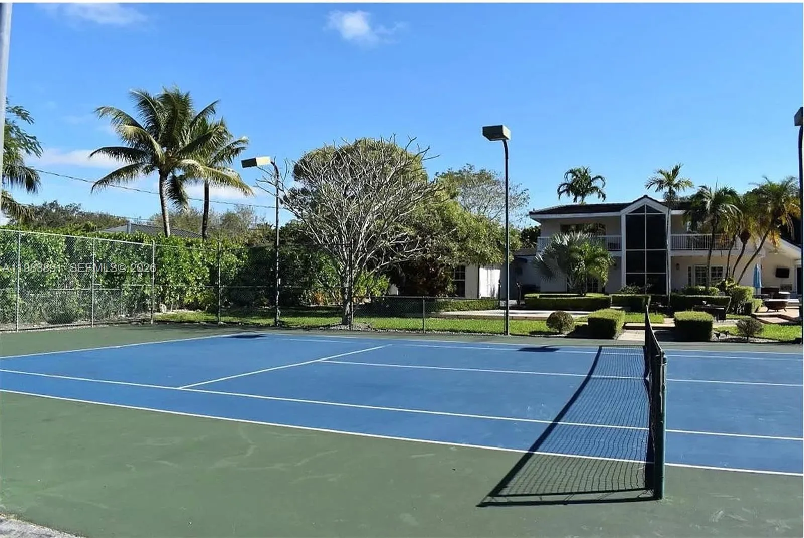 7550 SW 82nd Ct, Miami FL 33143