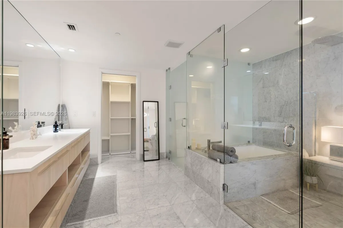 3131 NE 7th Ave # 1202, Miami FL 33137