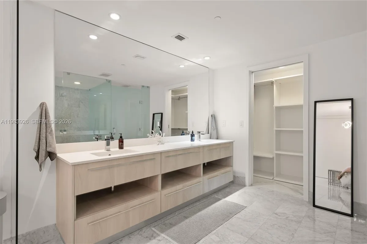 3131 NE 7th Ave # 1202, Miami FL 33137