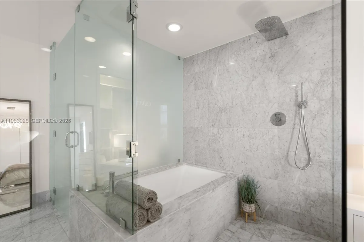 3131 NE 7th Ave # 1202, Miami FL 33137