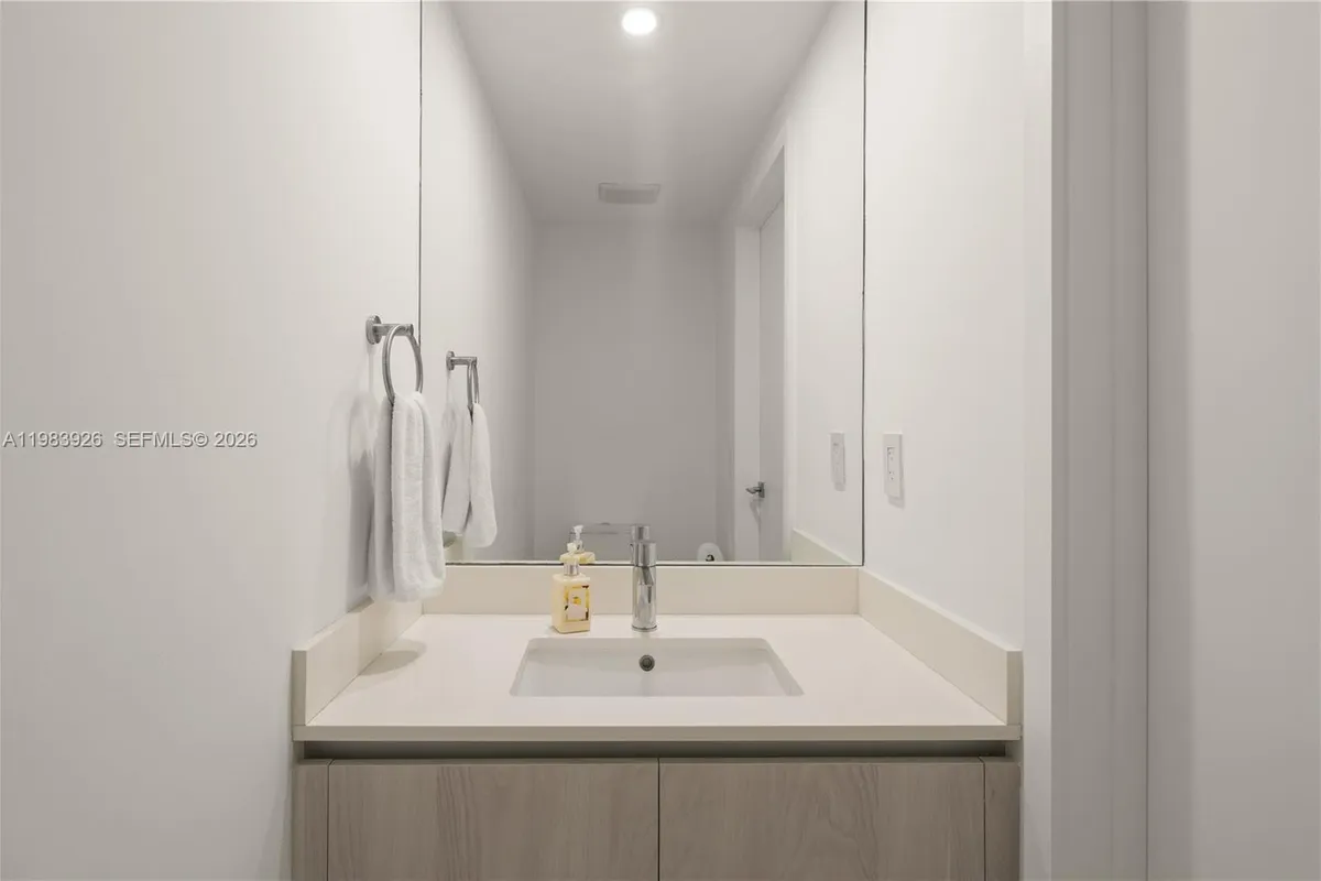 3131 NE 7th Ave # 1202, Miami FL 33137