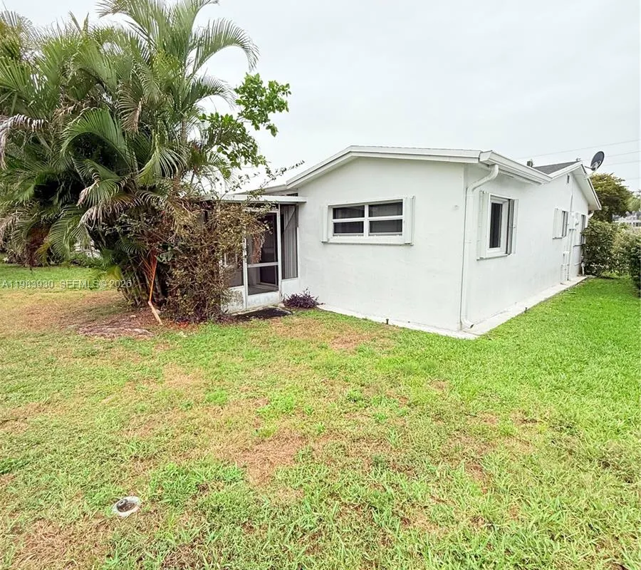 7540 Margate Blvd, Margate FL 33063