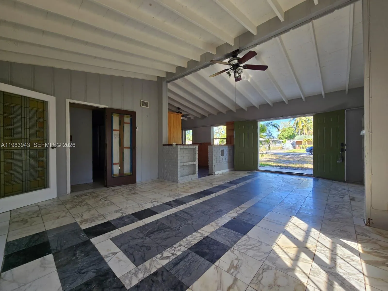 6208 SW 26th St, Miramar FL 33023