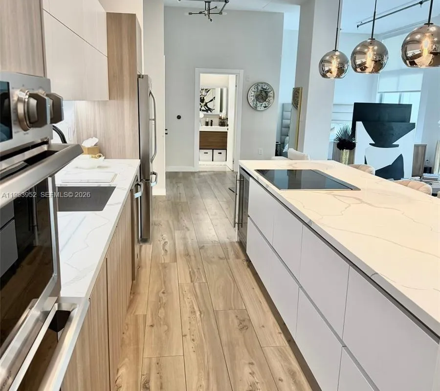 2100 Van Buren St # 214, Hollywood FL 33020