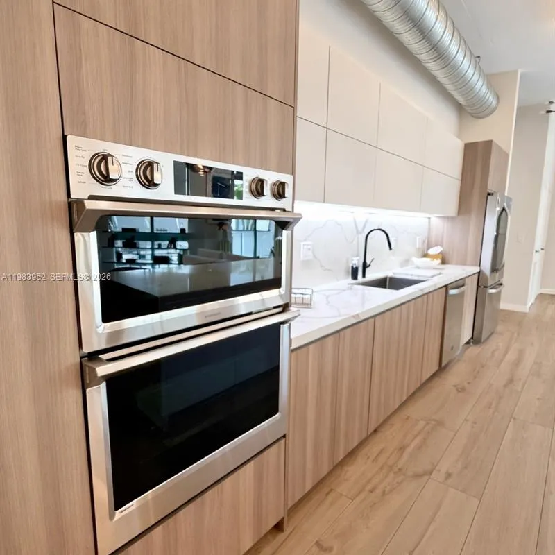 2100 Van Buren St # 214, Hollywood FL 33020