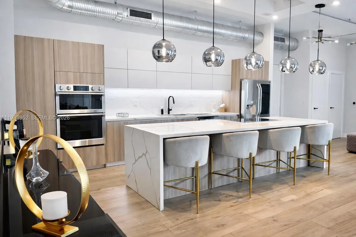 2100 Van Buren St # 214, Hollywood FL 33020