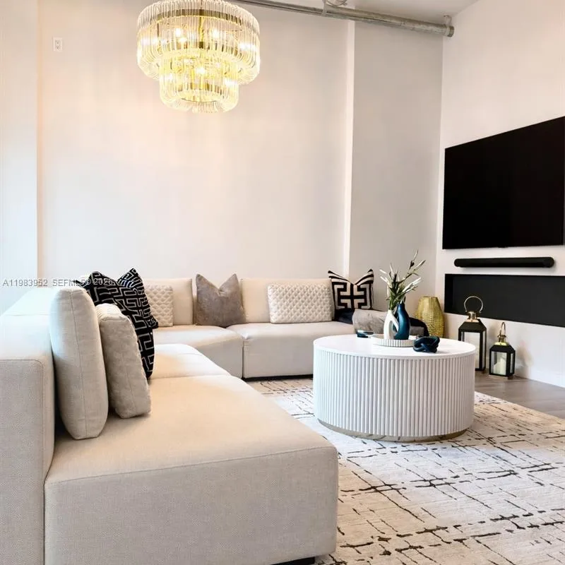 2100 Van Buren St # 214, Hollywood FL 33020