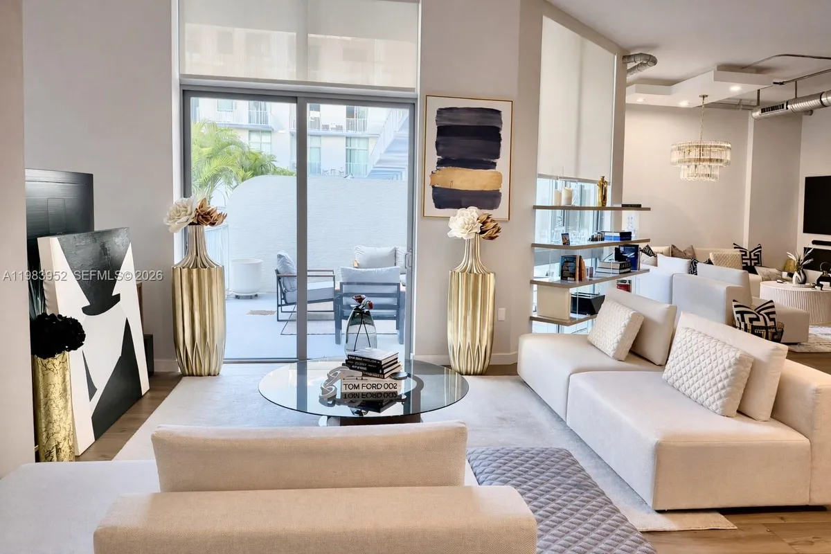 2100 Van Buren St # 214, Hollywood FL 33020