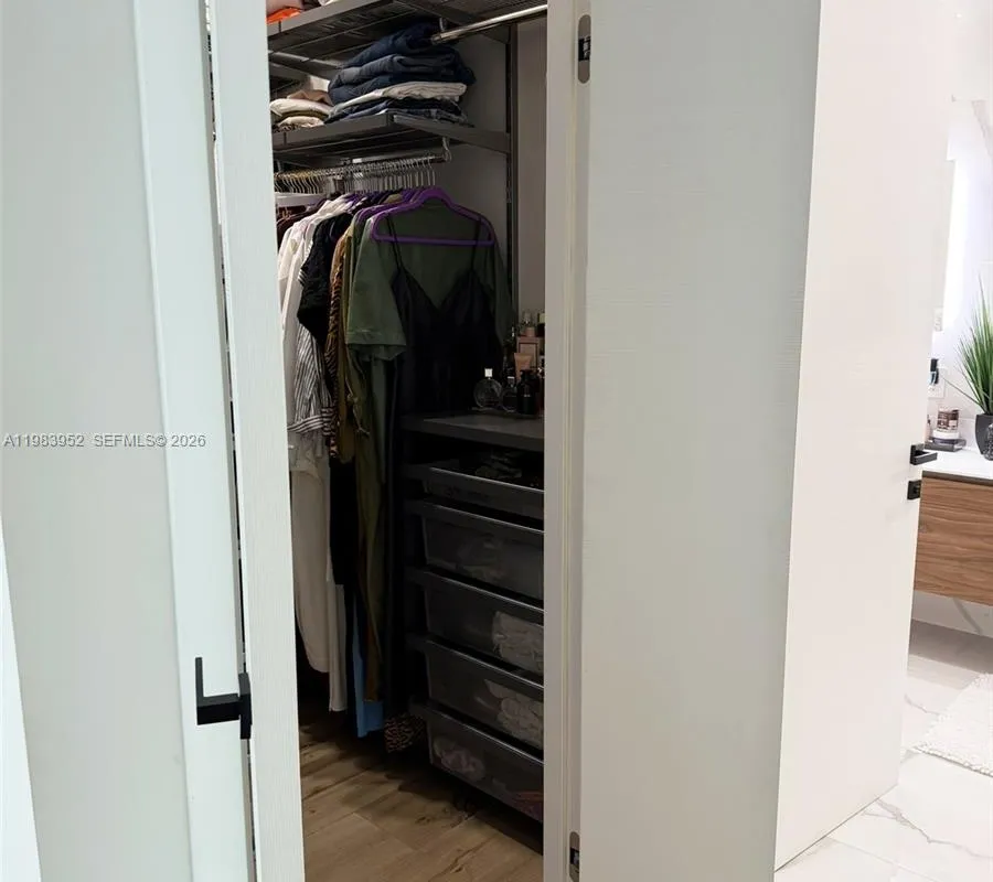 2100 Van Buren St # 214, Hollywood FL 33020