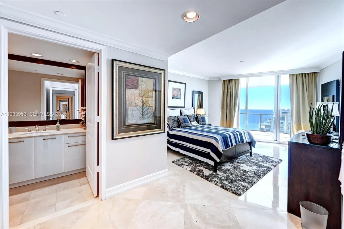 3101 S Ocean Dr # 3203, Hollywood FL 33019