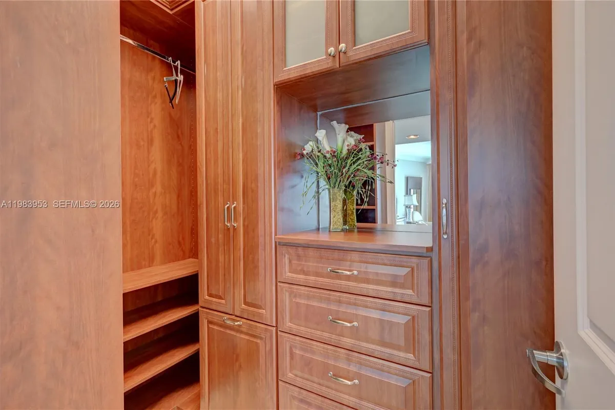 3101 S Ocean Dr # 3203, Hollywood FL 33019