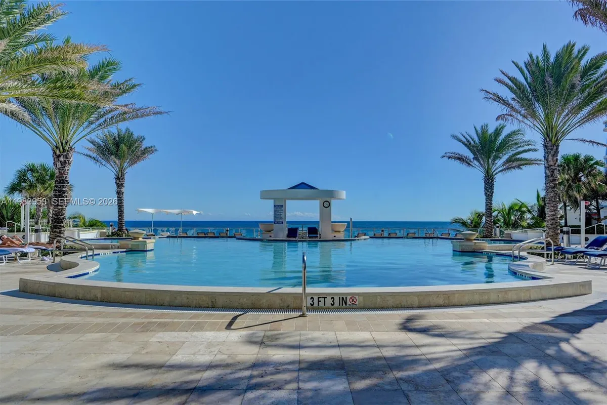 3101 S Ocean Dr # 3203, Hollywood FL 33019