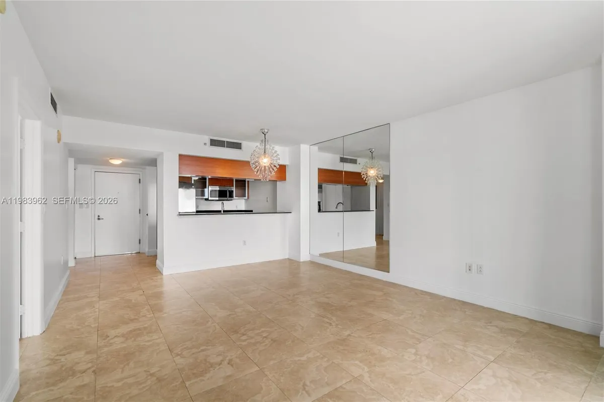 1800 N Bayshore Dr # 1208, Miami FL 33132