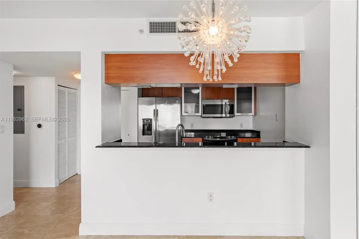 1800 N Bayshore Dr # 1208, Miami FL 33132