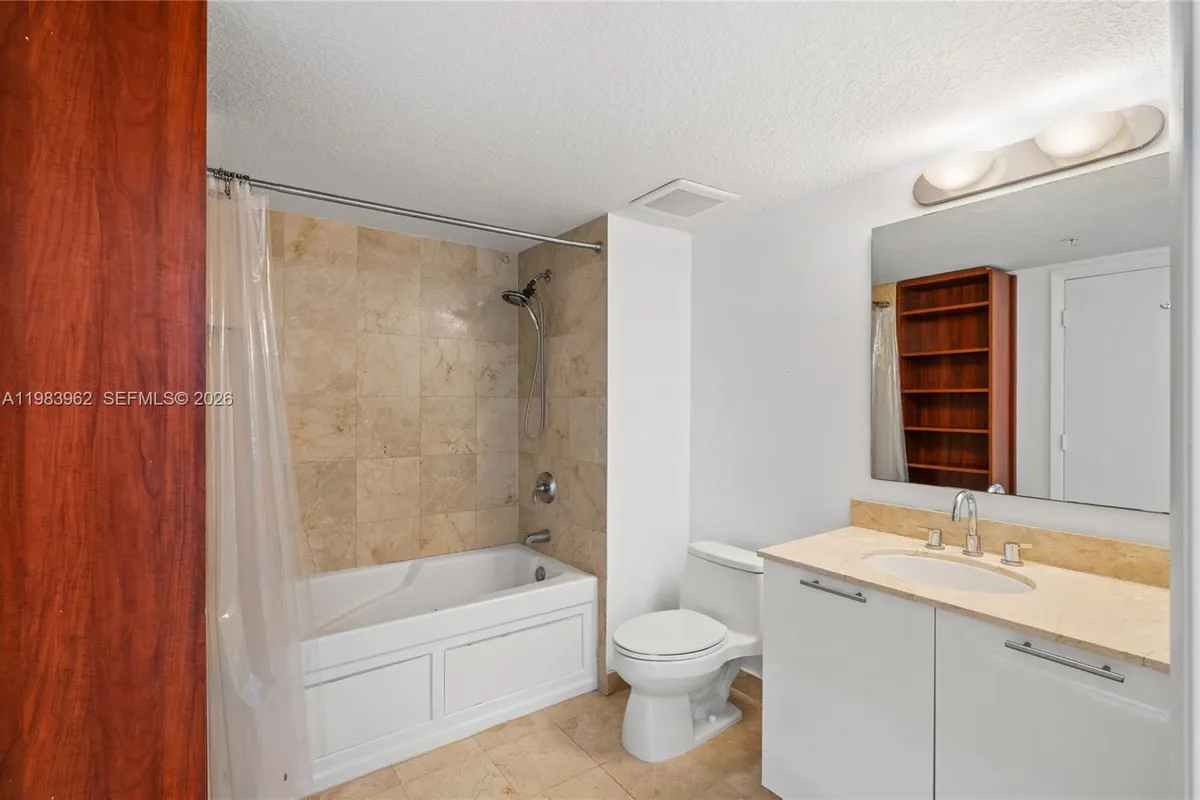 1800 N Bayshore Dr # 1208, Miami FL 33132