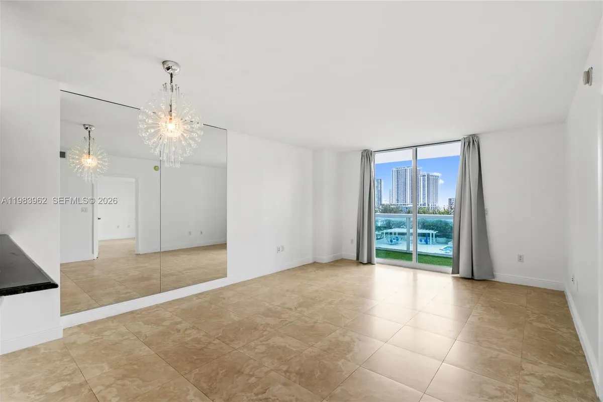 1800 N Bayshore Dr # 1208, Miami FL 33132