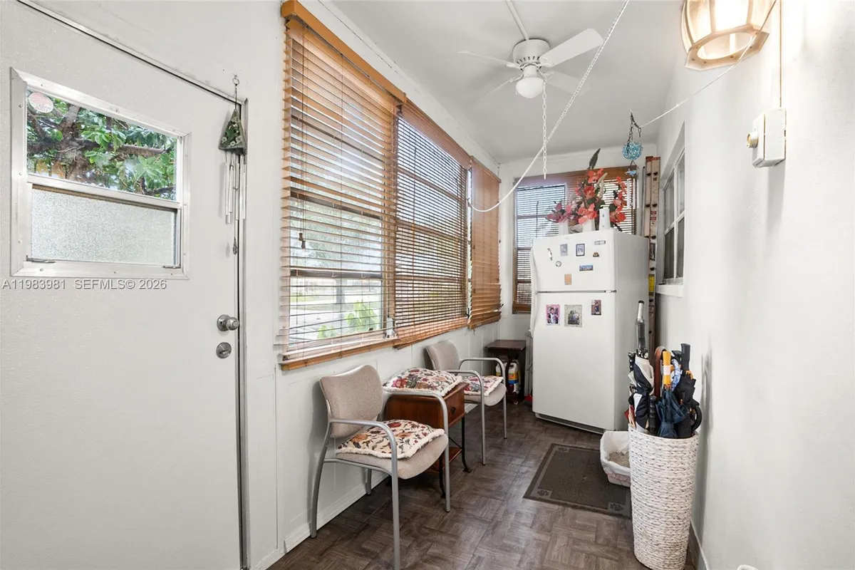 4851 NW 21st St # 107, Lauderhill FL 33313