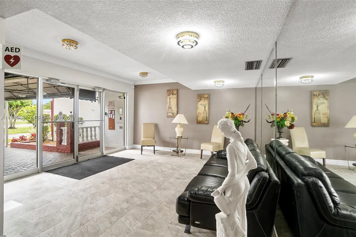 4851 NW 21st St # 107, Lauderhill FL 33313