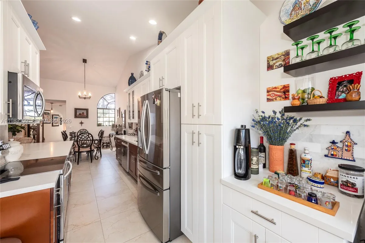 3212 Arbor Ln # 2407, Hollywood FL 33021