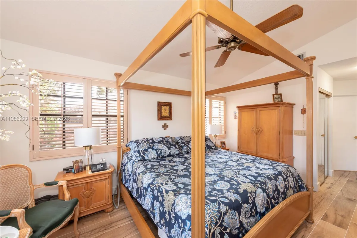 3212 Arbor Ln # 2407, Hollywood FL 33021