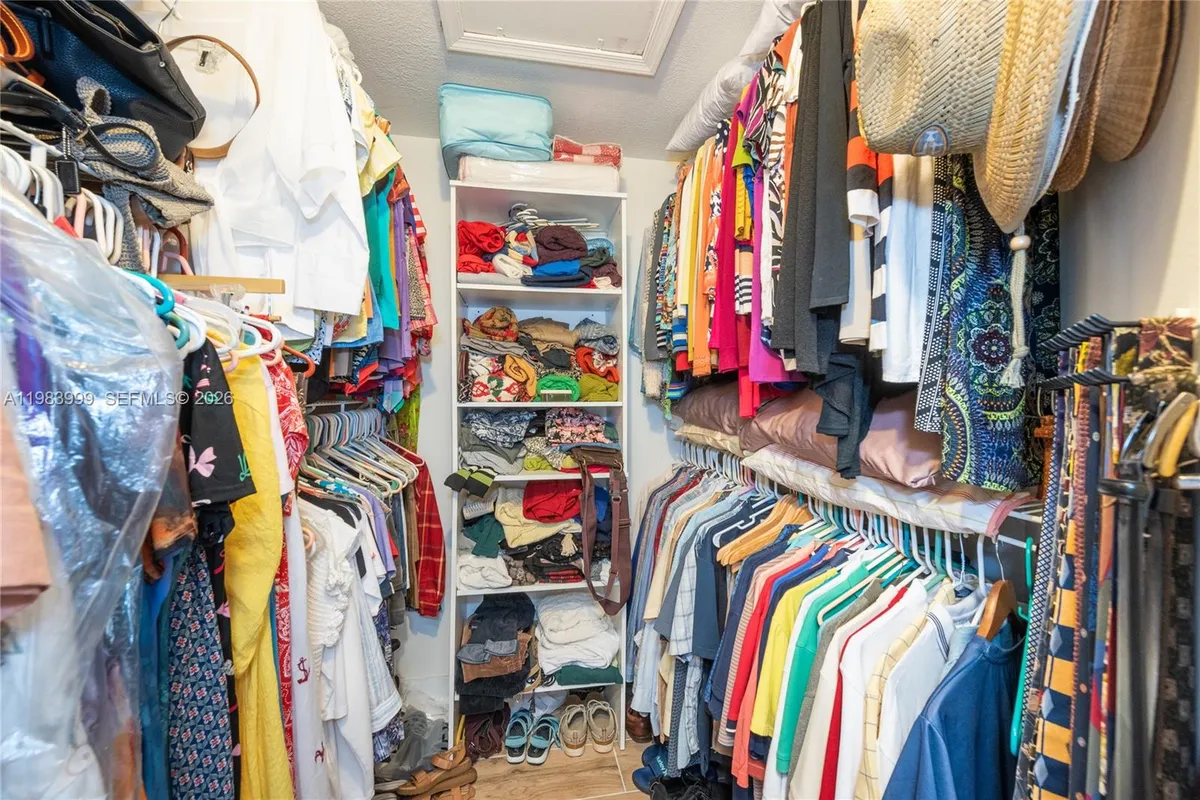 3212 Arbor Ln # 2407, Hollywood FL 33021